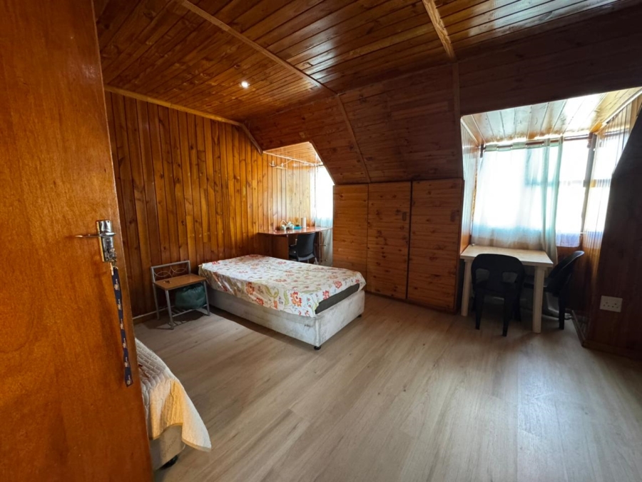 9 Bedroom Property for Sale in Belhar Western Cape